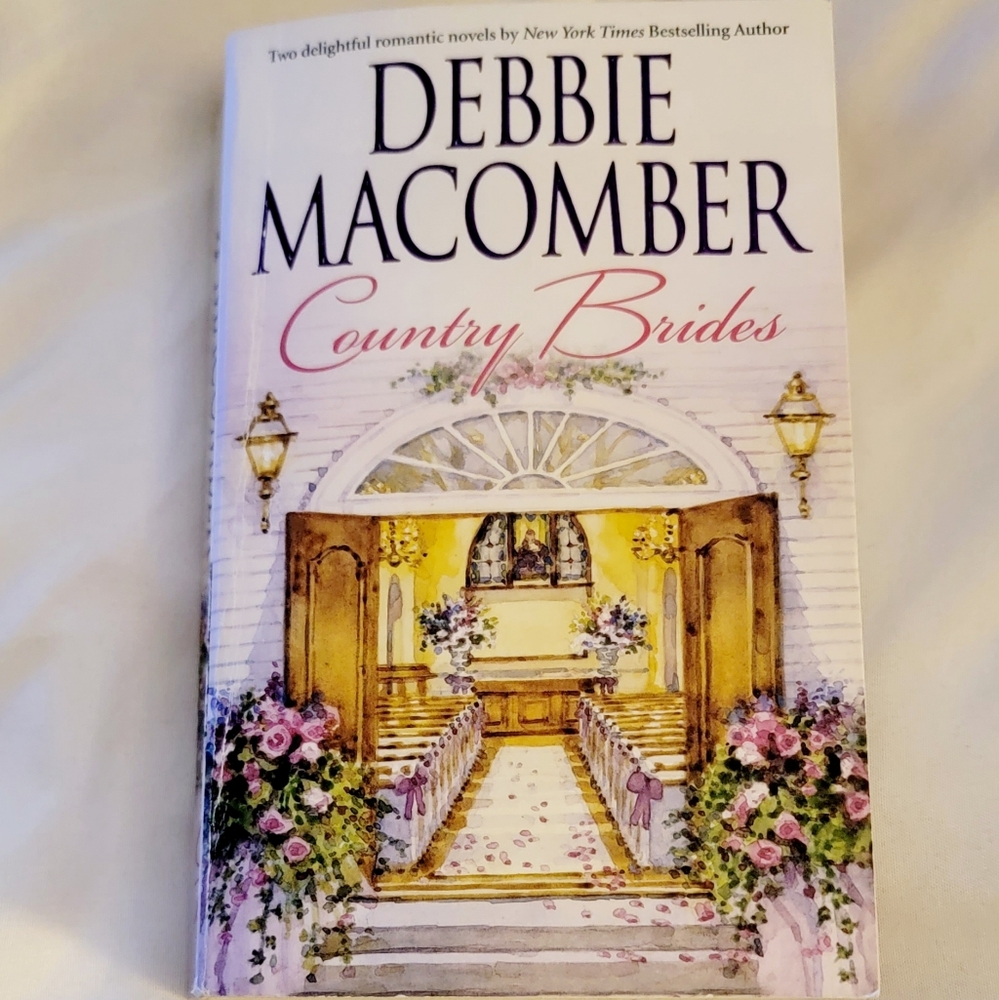 Paperback Country Brides by Debbie Macomber